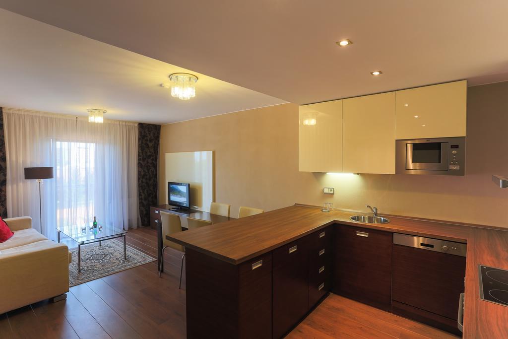 Golden Fish Apartmany Xia Plzen Exterior photo